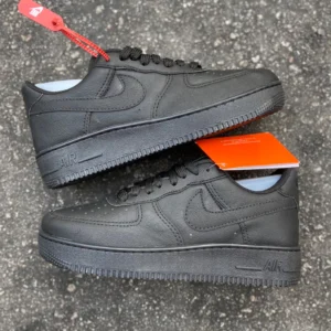AIR FORCE BLACK LUXO