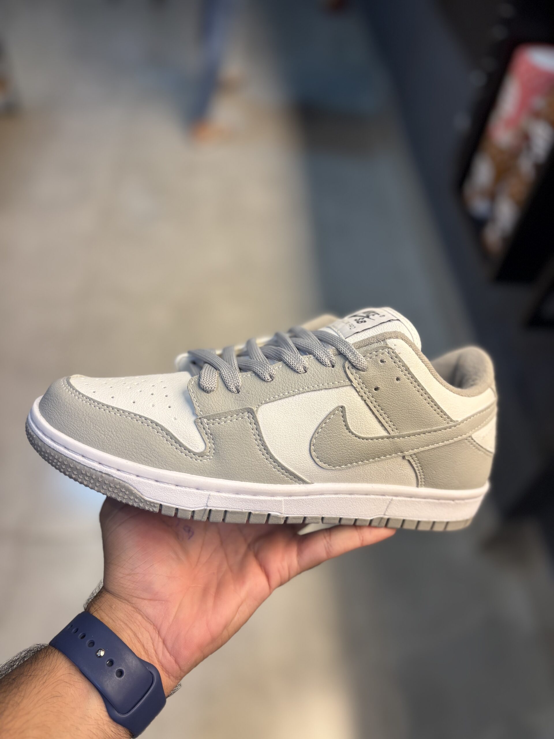 NIKE DUNK CINZA LINHA PREMIUM - Imagem 2